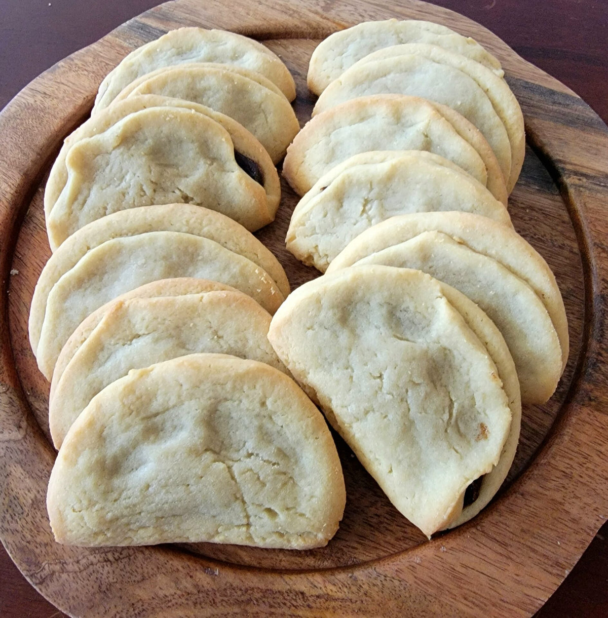Date Filled Cookie (single)