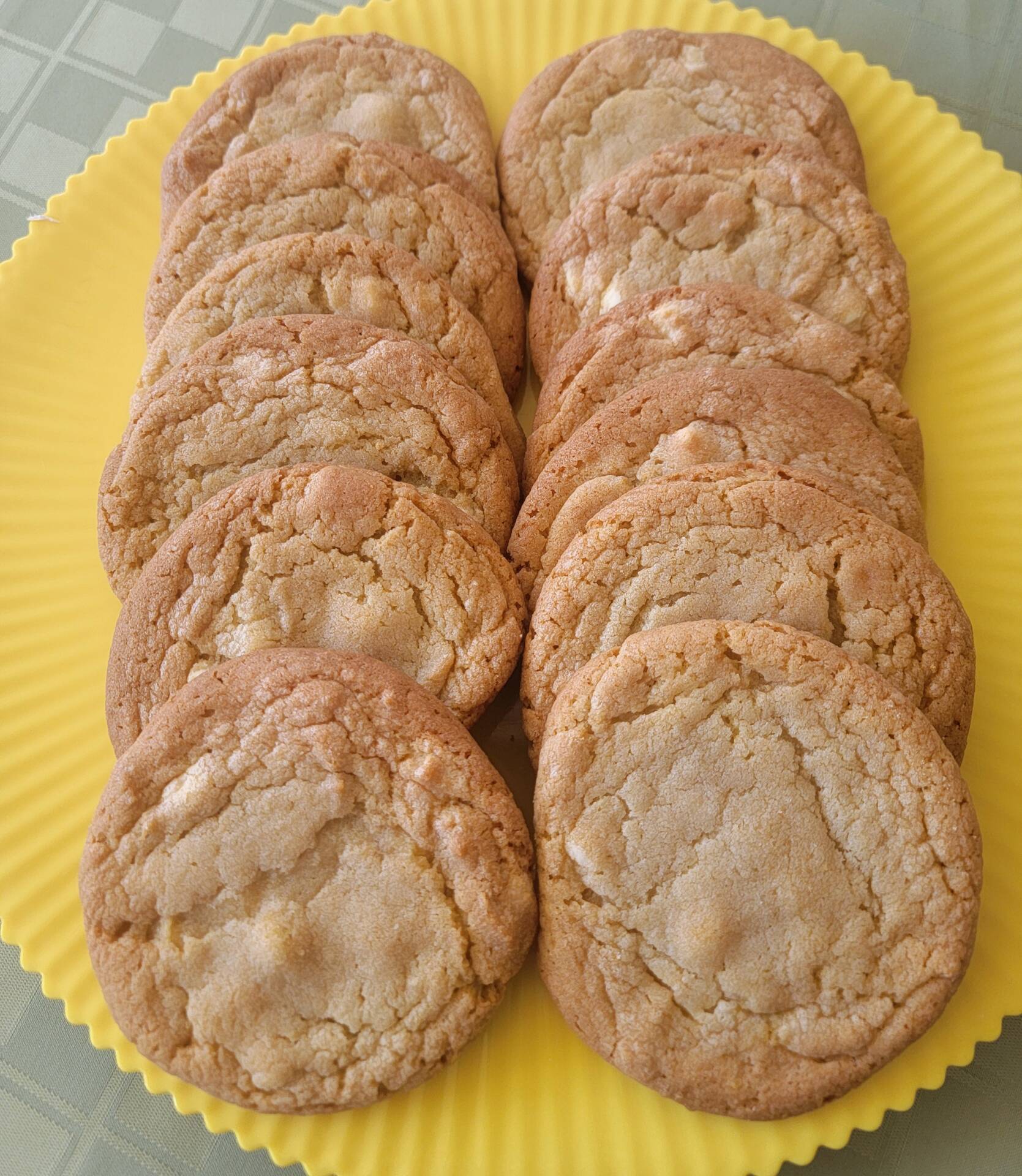 Lemon Flavor White Chocolate Chip Cookie One Dozen